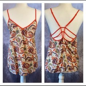 En Creme Paisley lightweight tank